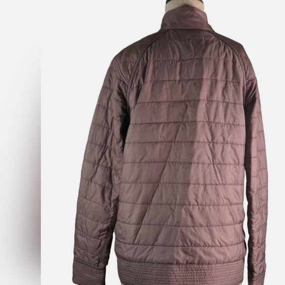 Lululemon Athletica Women's Puffer Jacket in Mauve - Picture 3 of 8